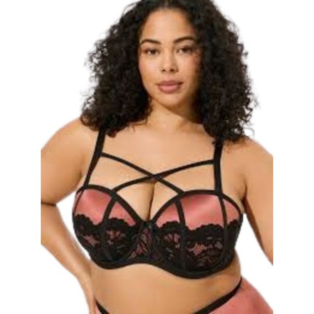 T13  Torrid Bombshell Everyday Strapless Push-Up Bra Withered Rose Pink Size 44D